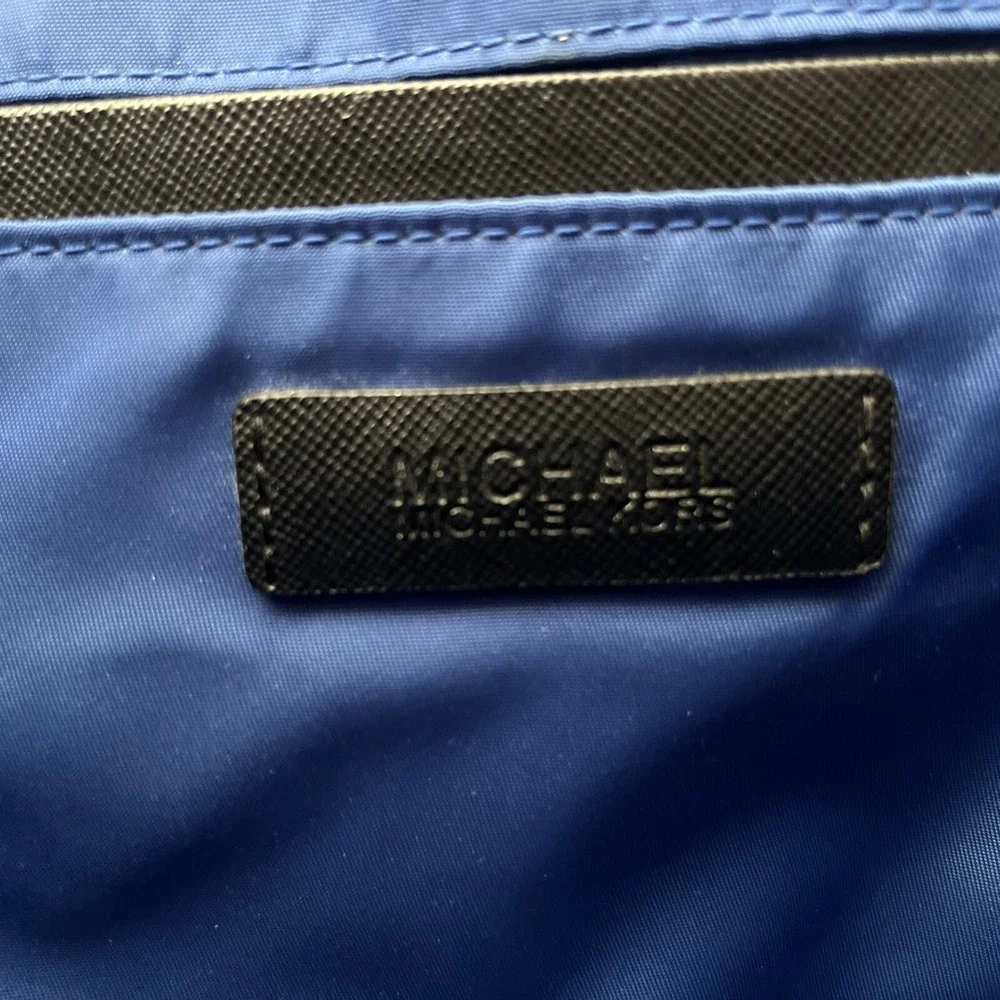 Michael Kors Kempton Gray Nylon Zip Top Tote Bag Purse Blue Lining Large